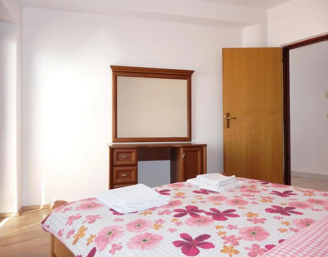 Sand Beach Apartment Idila ميدولين