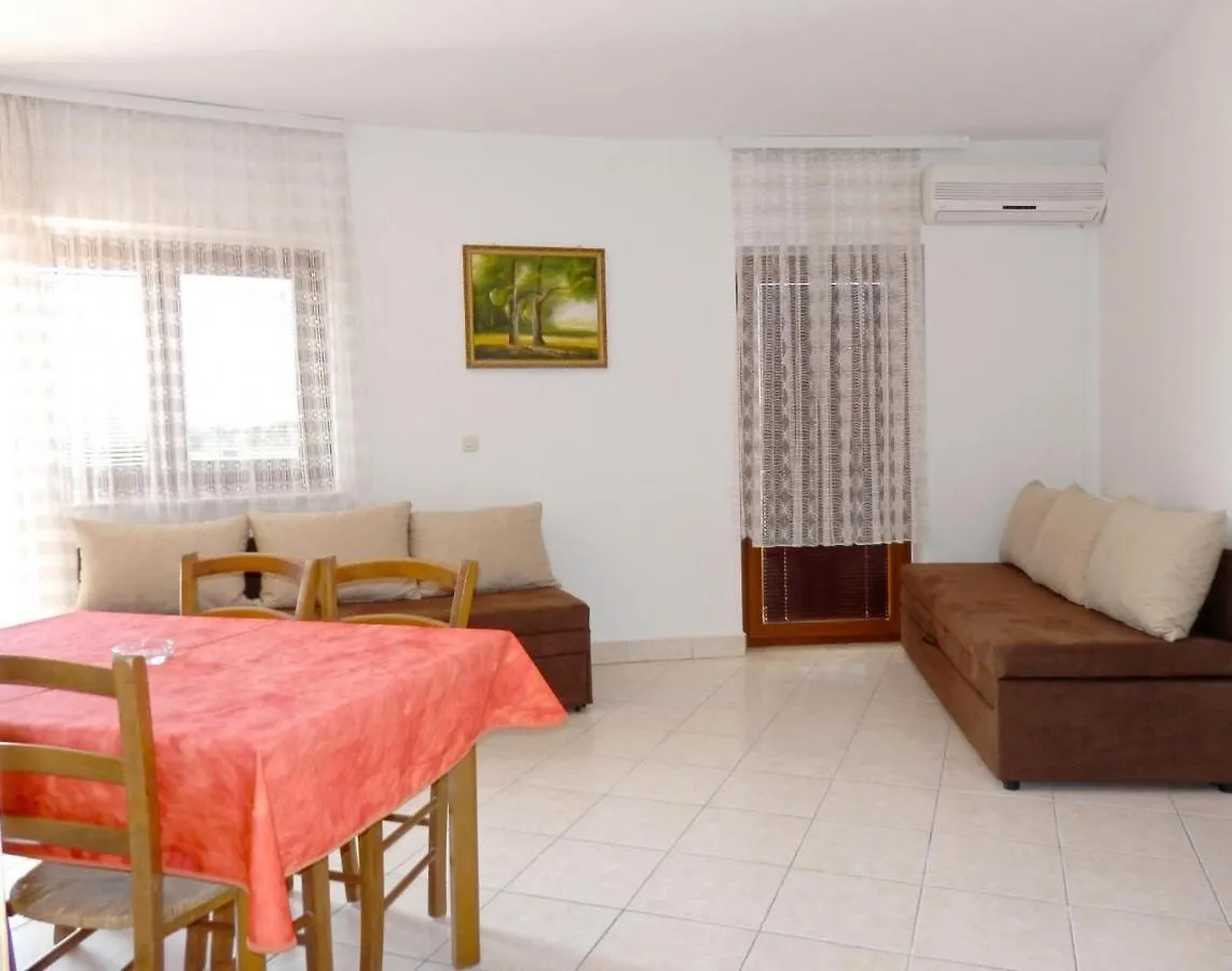 Sand Beach Apartment Idila ميدولين