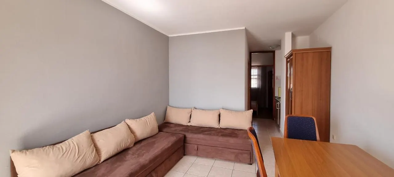 Sand Beach Apartment Idila ميدولين
